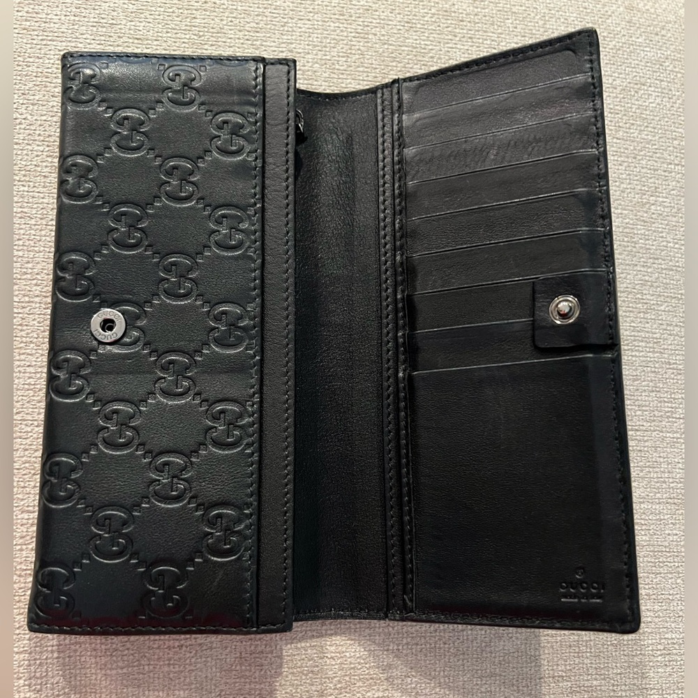 Authentic Gucci Guccisima Black Leather Wallet